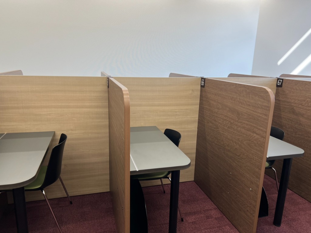 Study Room（個別指導ルーム）